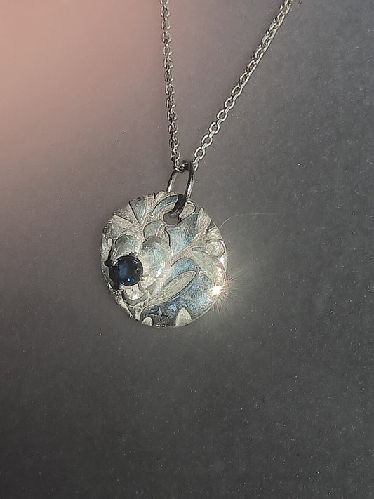 Modern Carved Disc Pendant Sapphire 0.29ct Heart Leaf Adjustable Cable Chain Fine Silver