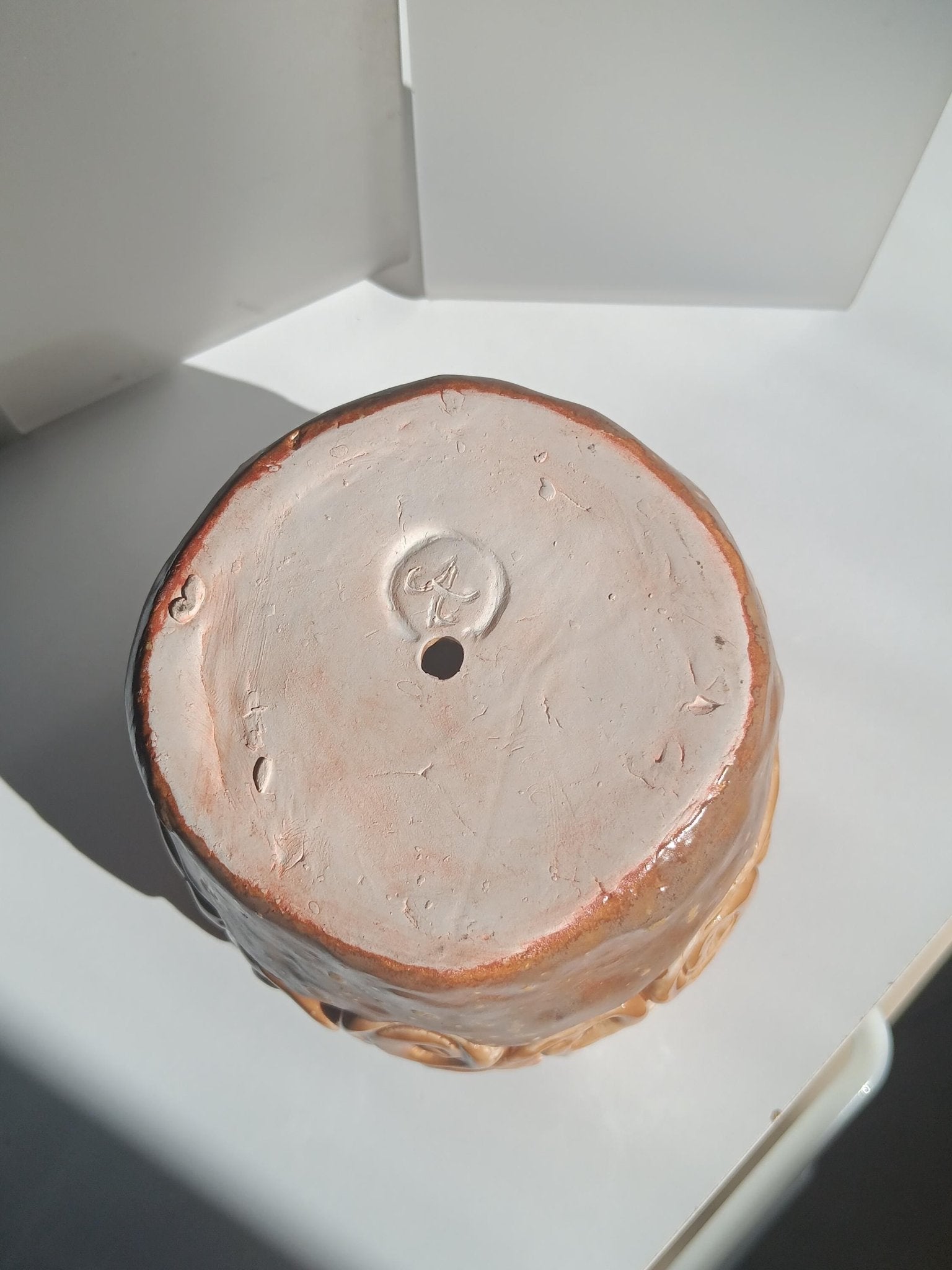 Ceramic Swirl Flower Pot Tan Orange - Gems by Gigi