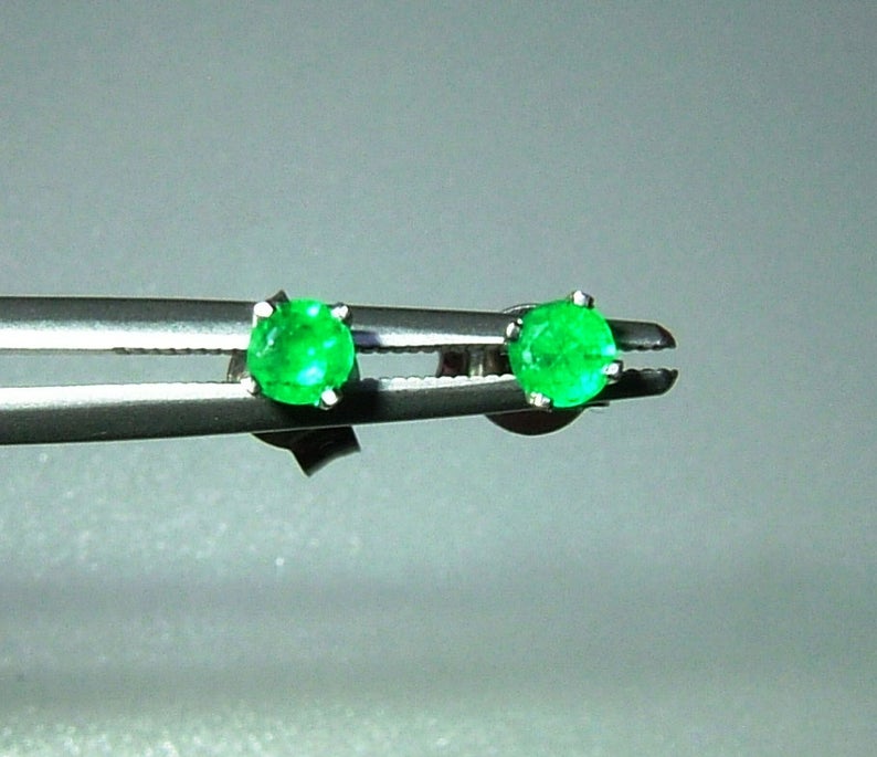 Colombian Emerald Stud Earrings 14kt White Gold 0.32ct - Gems by Gigi