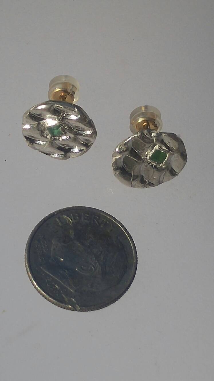 Emerald Stud Earrings Scales Circle Fine Silver 14kt - Gems by Gigi