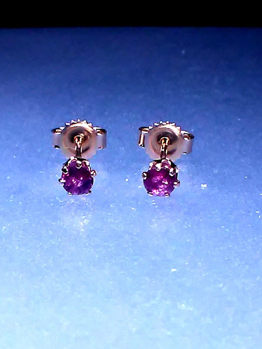 Ruby Stud Earrings 14kt