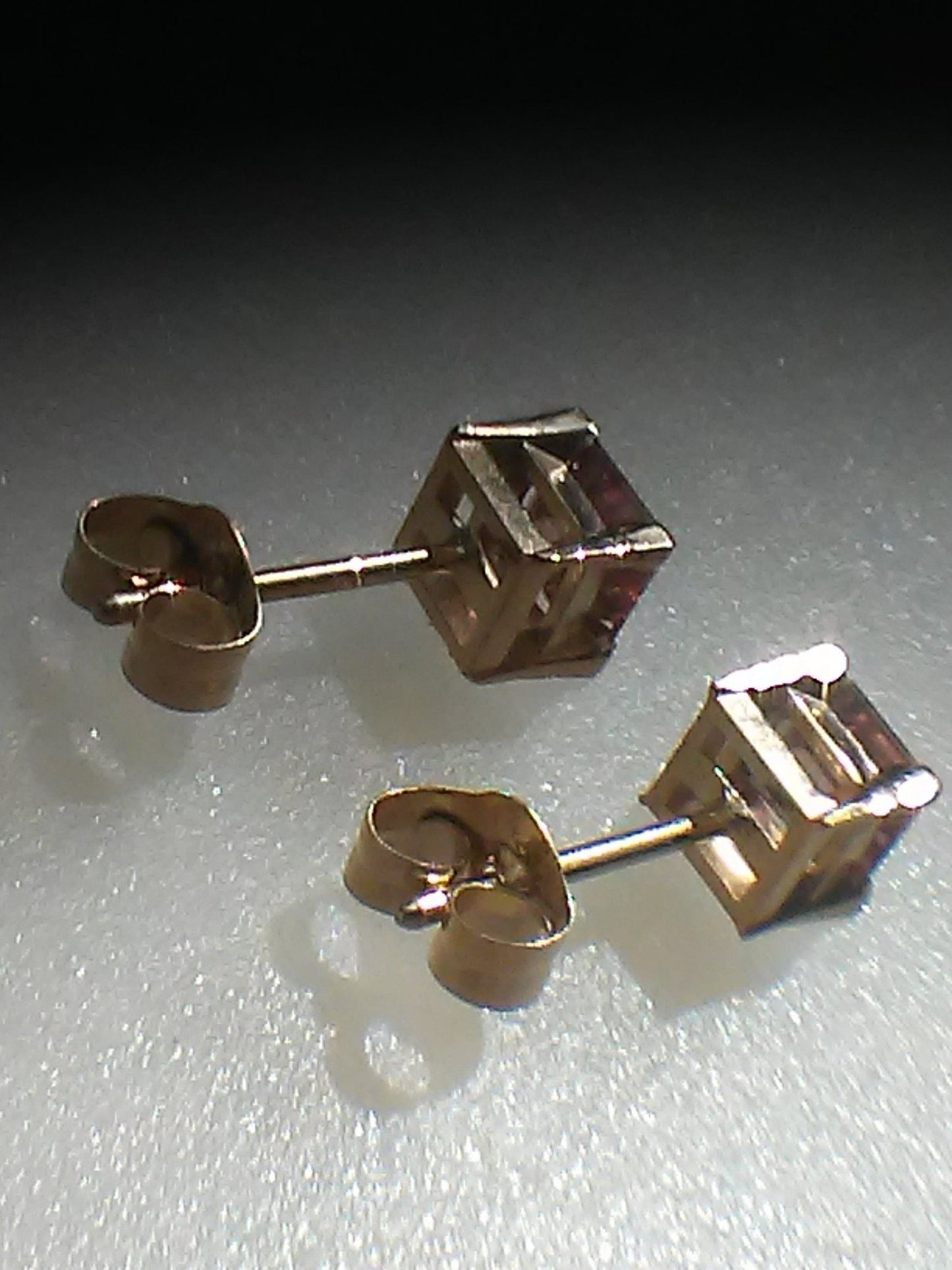 Padparadscha Sapphire Stud Earrings Square Princess 14kt - Gems by Gigi