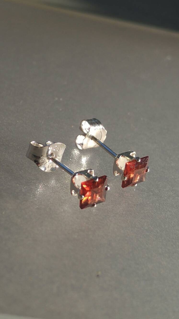Princess Cut Garnet Stud Earrings Sterling Silver 4mm - Gems by Gigi