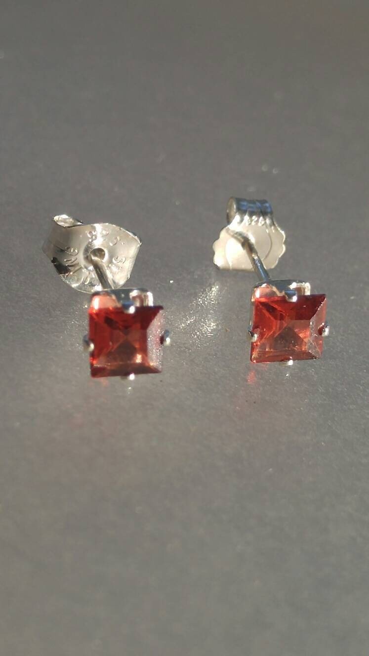 Princess Cut Garnet Stud Earrings Sterling Silver 4mm - Gems by Gigi
