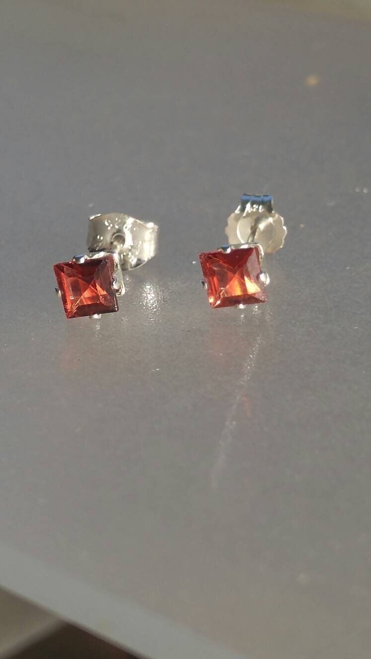 Princess Cut Garnet Stud Earrings Sterling Silver 4mm - Gems by Gigi