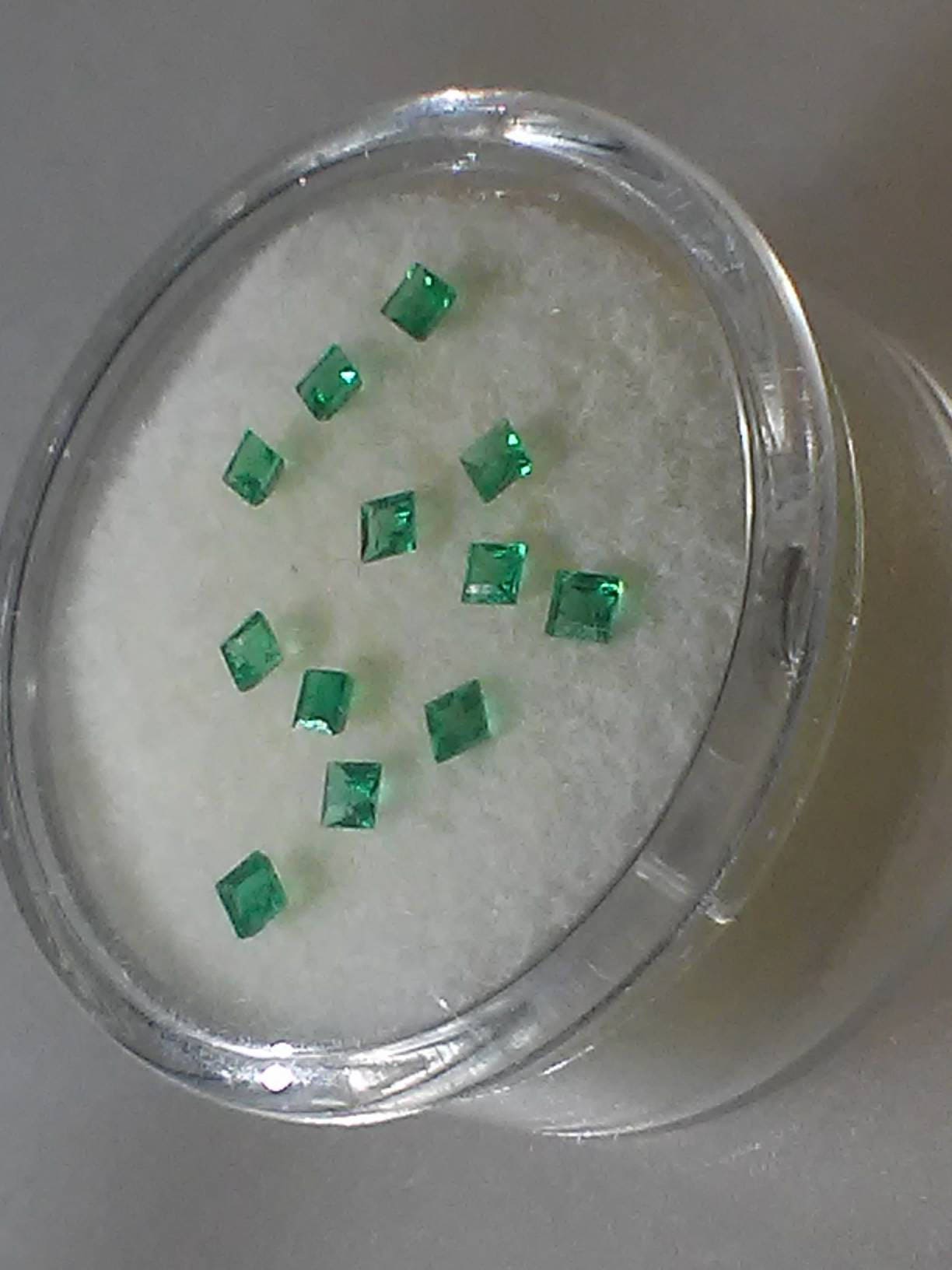 Square Colombian Emerald Gem Lot 0.40ct 1.5 - 1.8mm 12 gems - Gems by Gigi