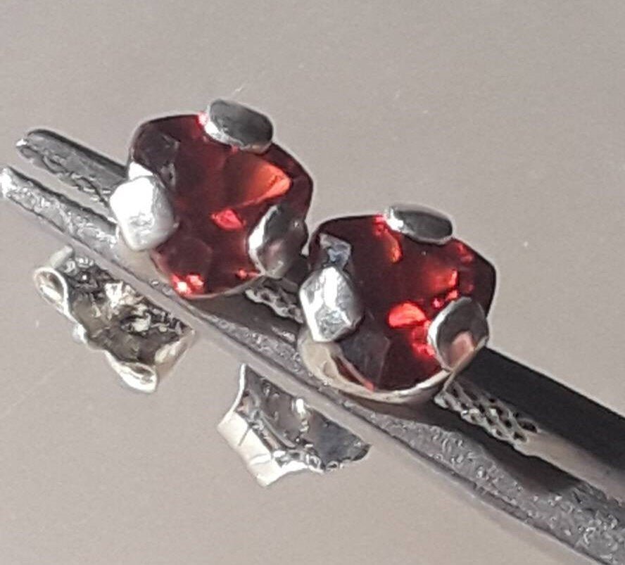 Trillion Garnet Stud Earrings Satin Finish Sterling Silver - Gems by Gigi