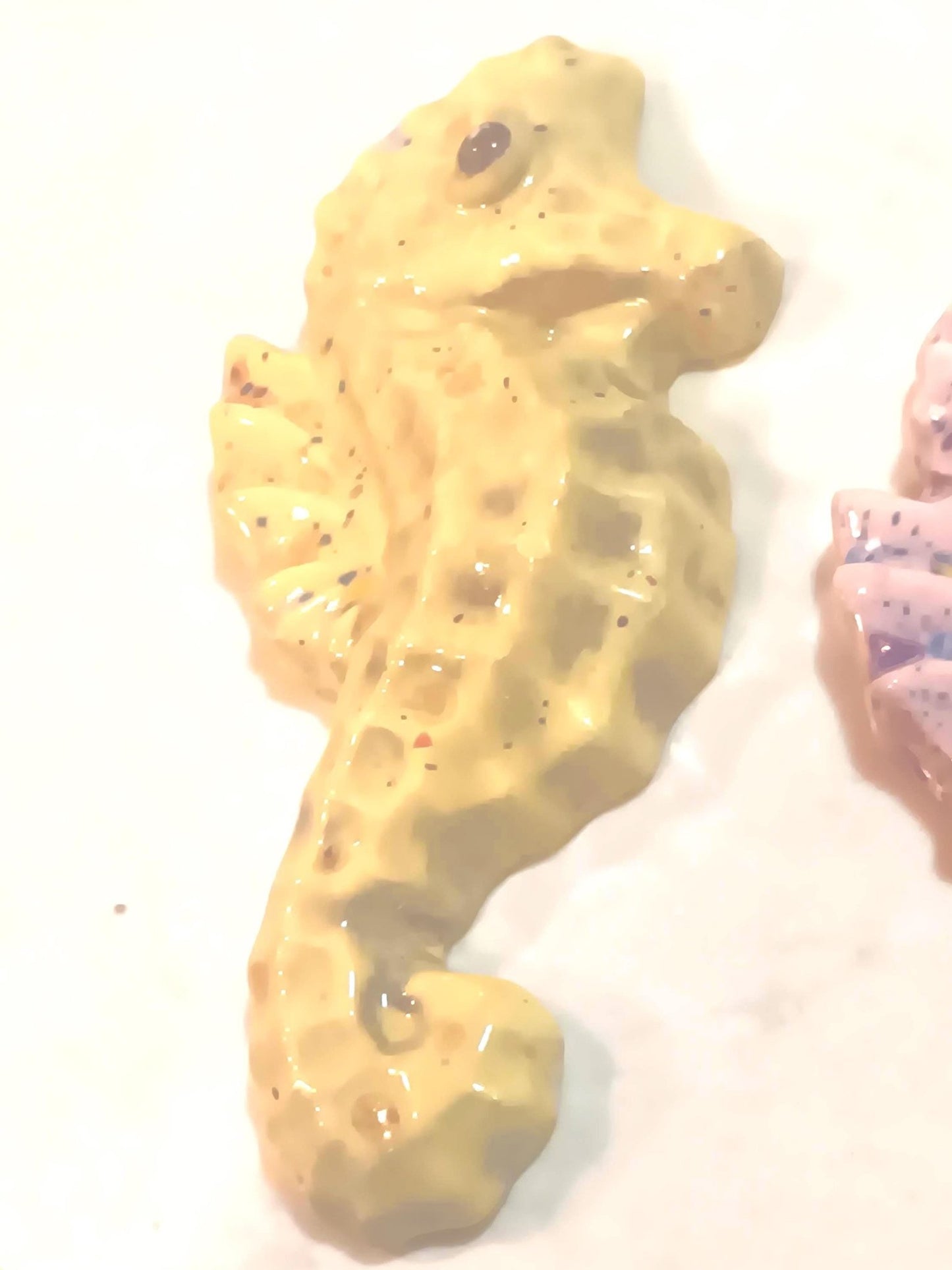 Unique ceramic mini wall art, Seahorse Set, Ceramic, Wall hanging, Tile wall art, Beach décor, Clay - Gems by Gigi